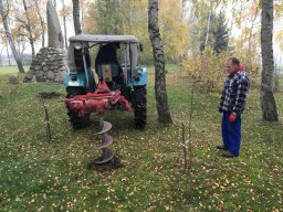 Pflanzaktion TSV Sportplatz 2016